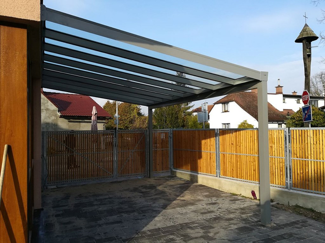 Stavebnice vs. montáž na klíč: Co se vyplatí víc?