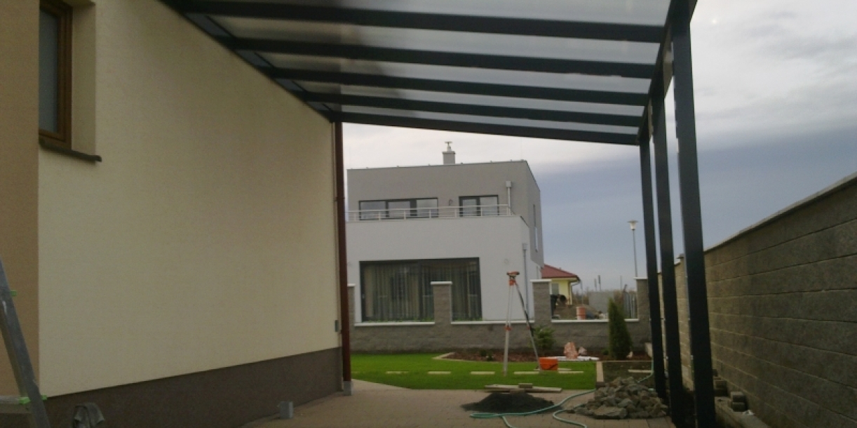 Dlouhá životnost garážového stání