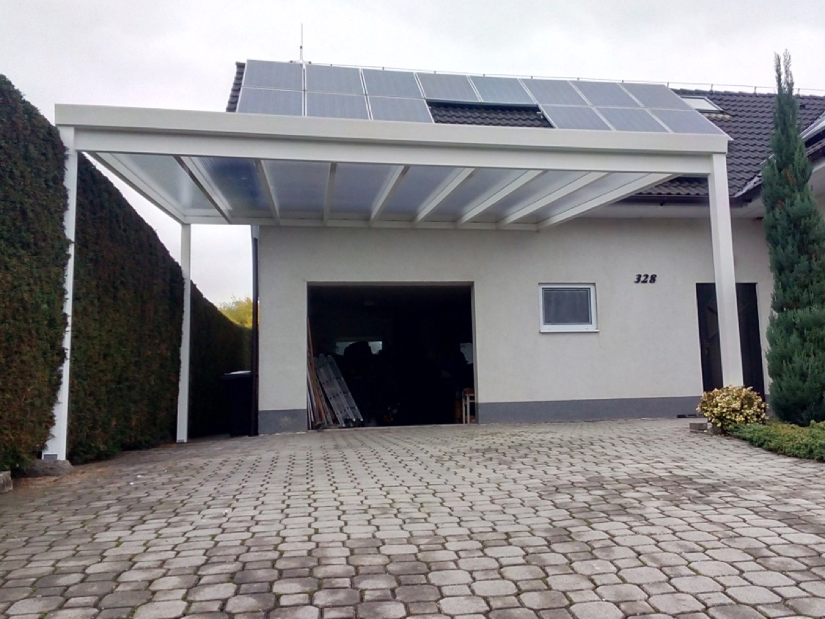 hliníkový parkovací přístřešek