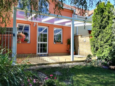 Garážové stání bílá RAL 9010 700 x 250 cm provedení ECO